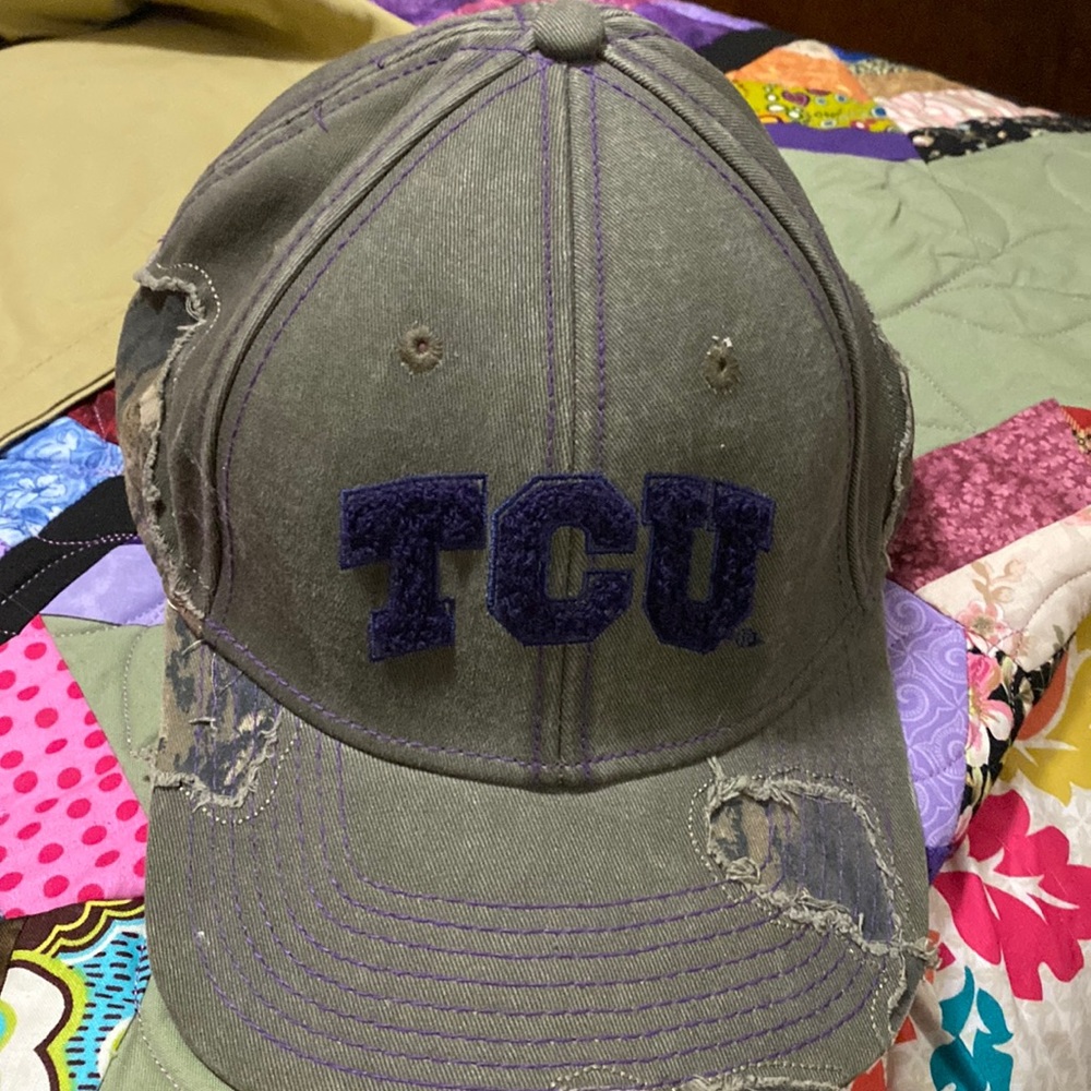 TCU army green with camo hat